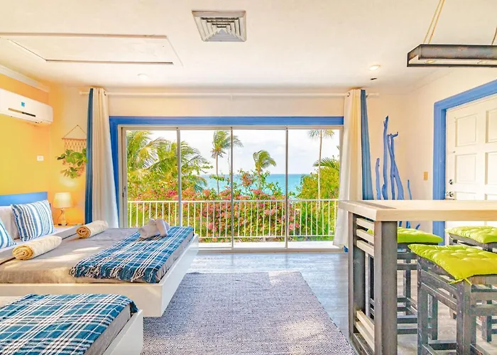 Viking Hill Oceanfront Hostel & Resort