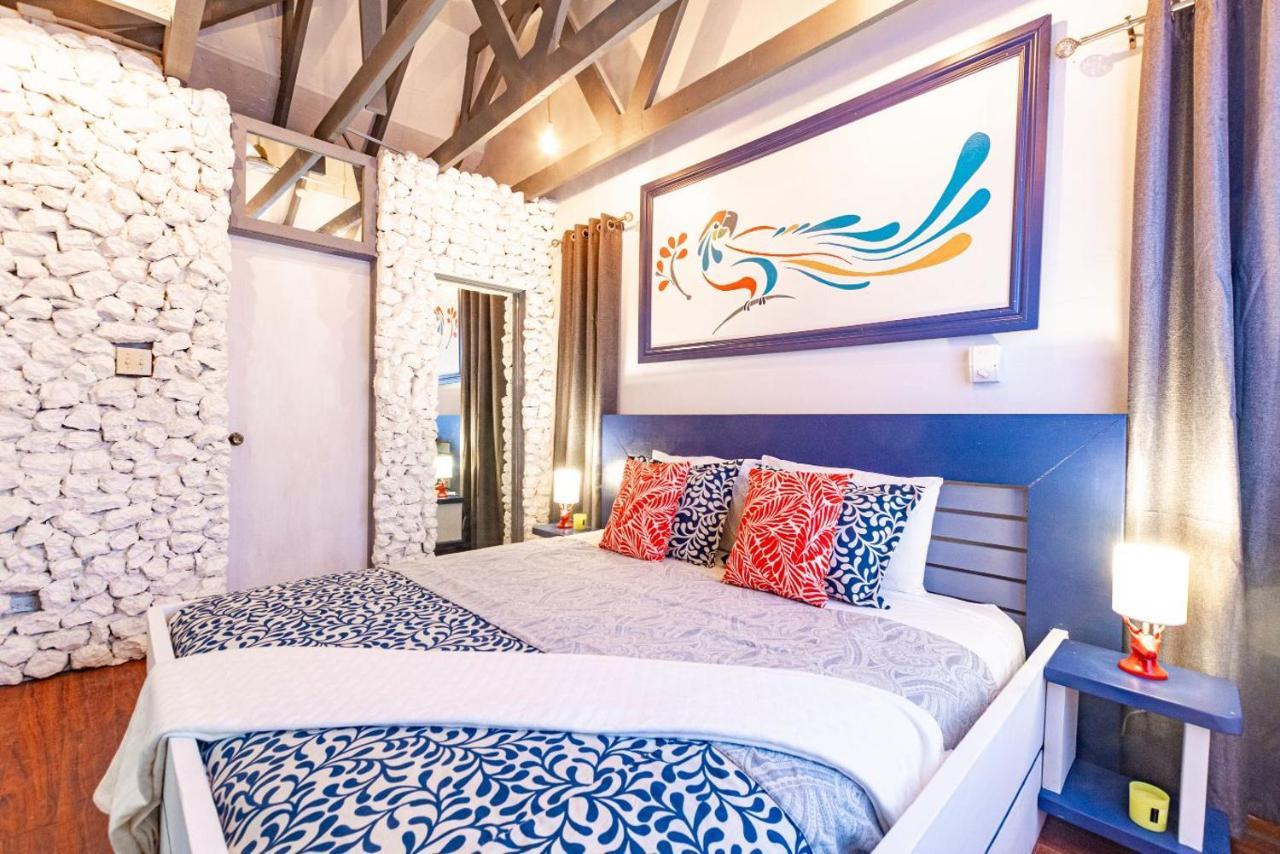 Viking Hill Oceanfront & Apartamento Nassau