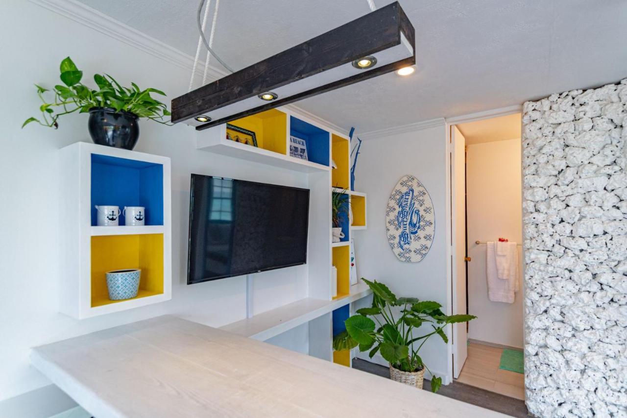 Viking Hill Oceanfront & Apartamento *