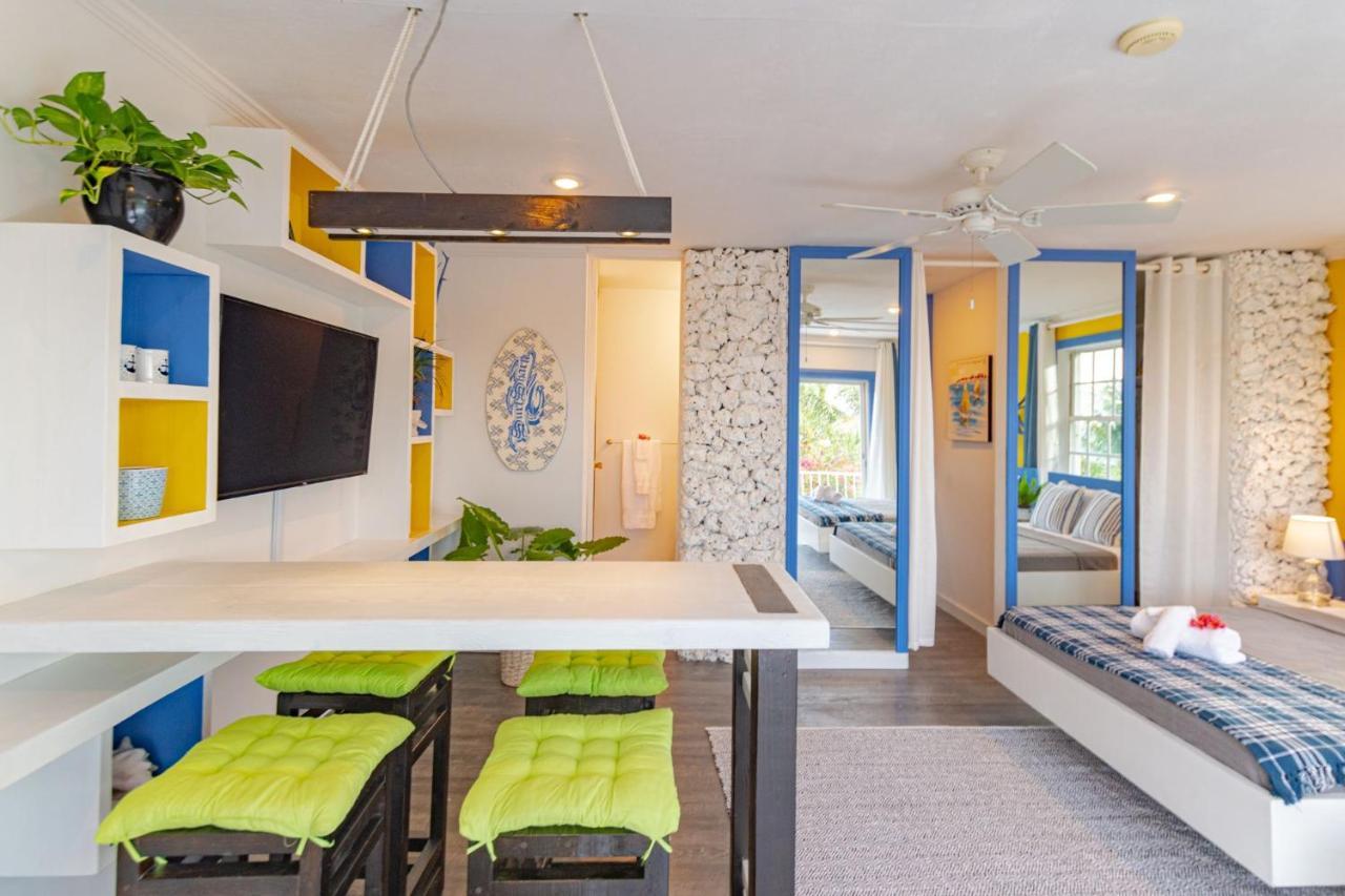 Viking Hill Oceanfront & Apartamento *